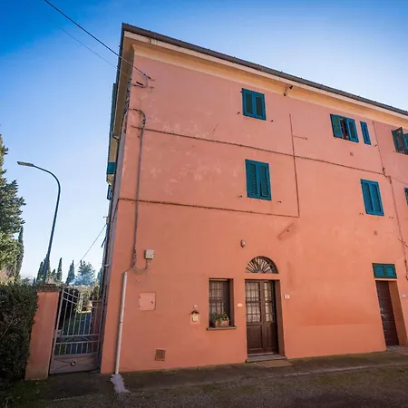 Apartment Gaby In Villa, Wifi, Terricciola, Pisa *
